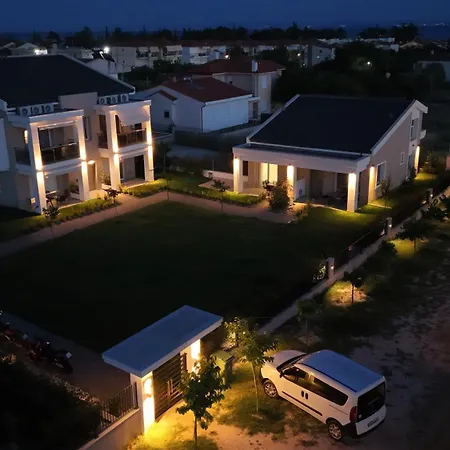 Bianco Mare Studios-apartments *