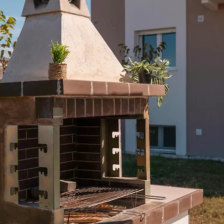 Bianco Mare Studios-apartments Apartahotel 4*