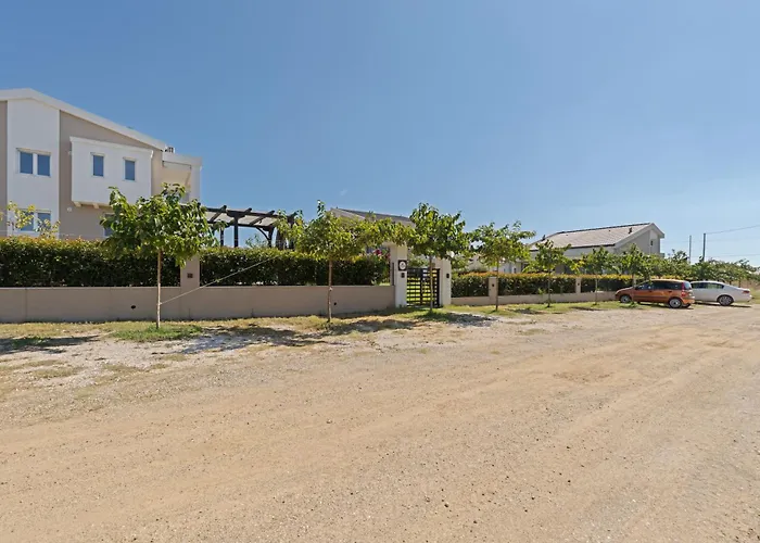 Bianco Mare Studios-apartments Hotel de apartamente 4*