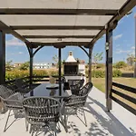 Bianco Mare Studios-apartments 4*