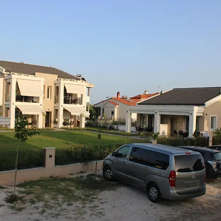 Bianco Mare Studios-apartments