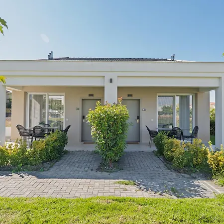 Lägenhetshotell Bianco Mare Studios-apartments 4*