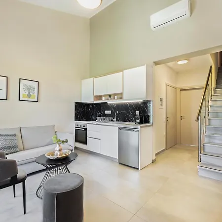 Bianco Mare Studios-apartments 4*