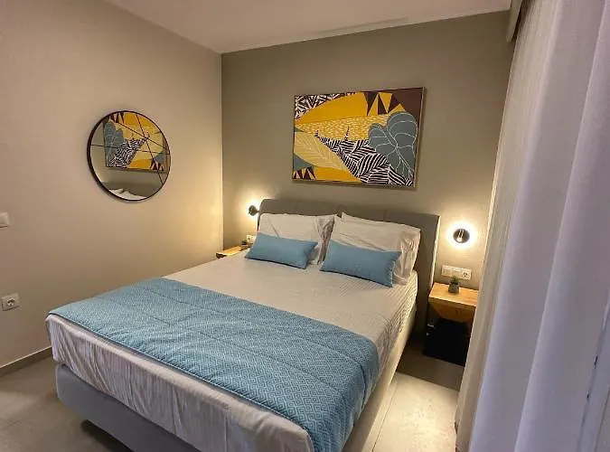 Ξενοδοχείο με διαμερίσματα Bianco Mare Studios-apartments 4*