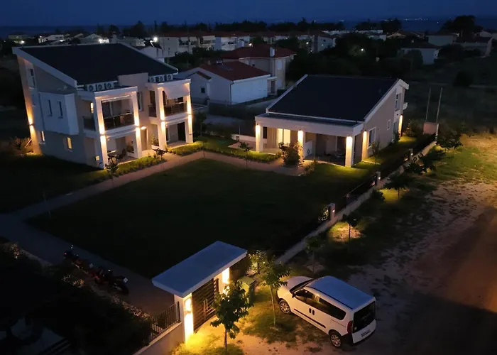 Bianco Mare Studios-apartments 4*