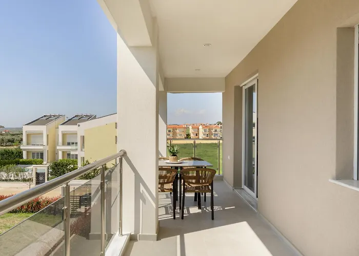 Bianco Mare Studios-apartments 4*