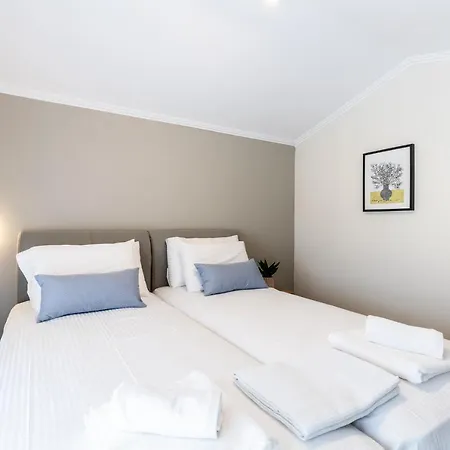 Bianco Mare Studios-apartments * Kalyves Polygyrou