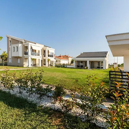 Aparthotel Bianco Mare Studios-apartments *