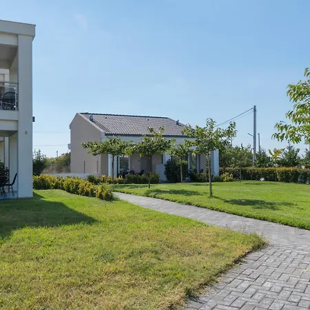 Apart-hotel Bianco Mare Studios-apartments